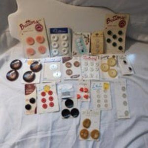 Vintage Sewing Buttons Lot/Bundle
